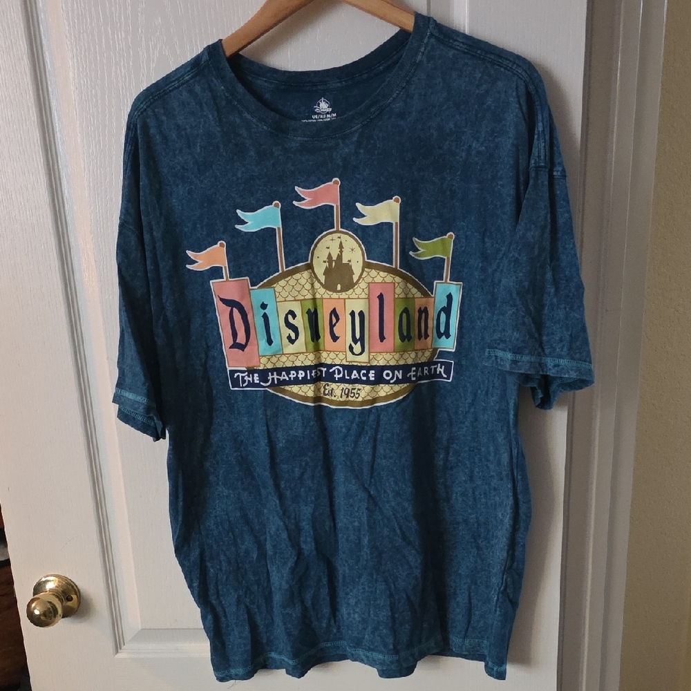 Disneyland Blue Graphic Tee M